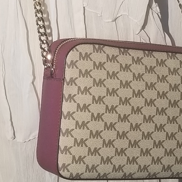 Michael Kors - Picture 4 of 4